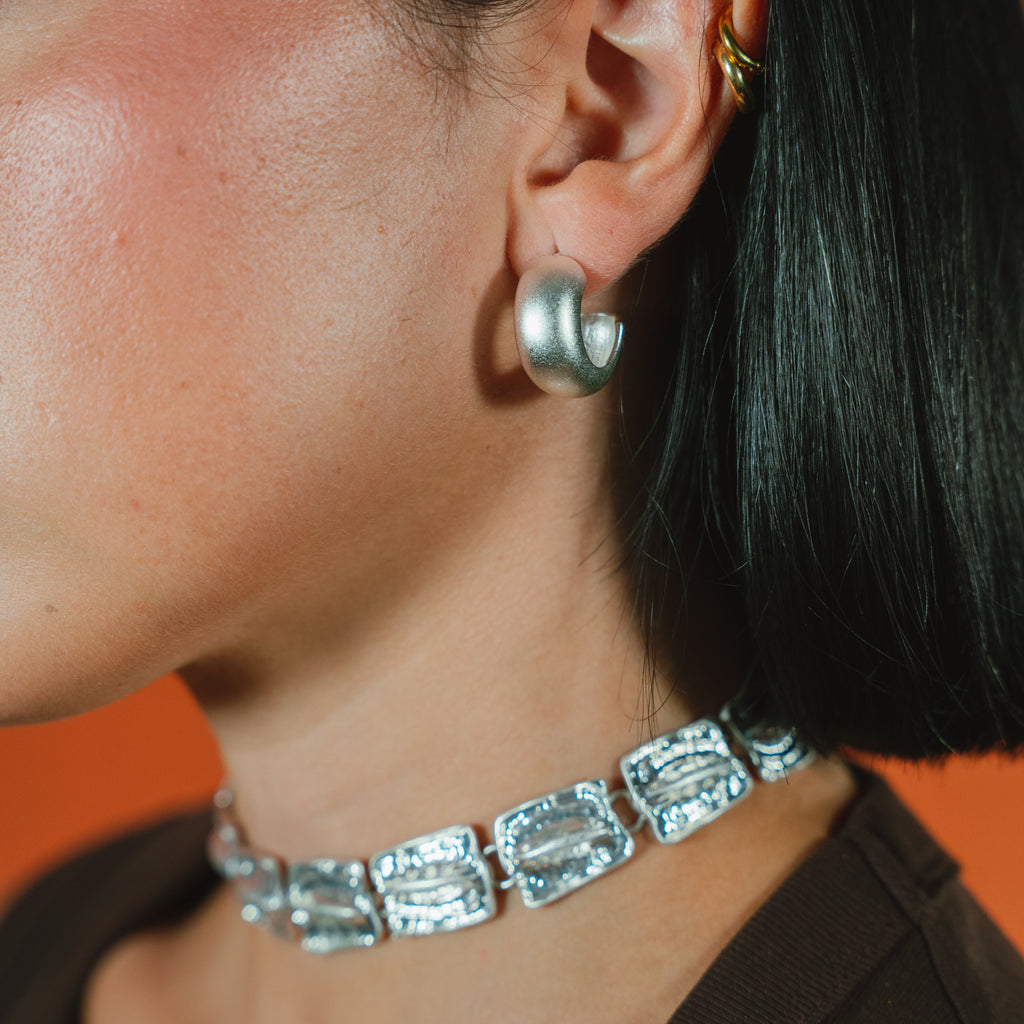 Por Si Acaso Silver Earrings