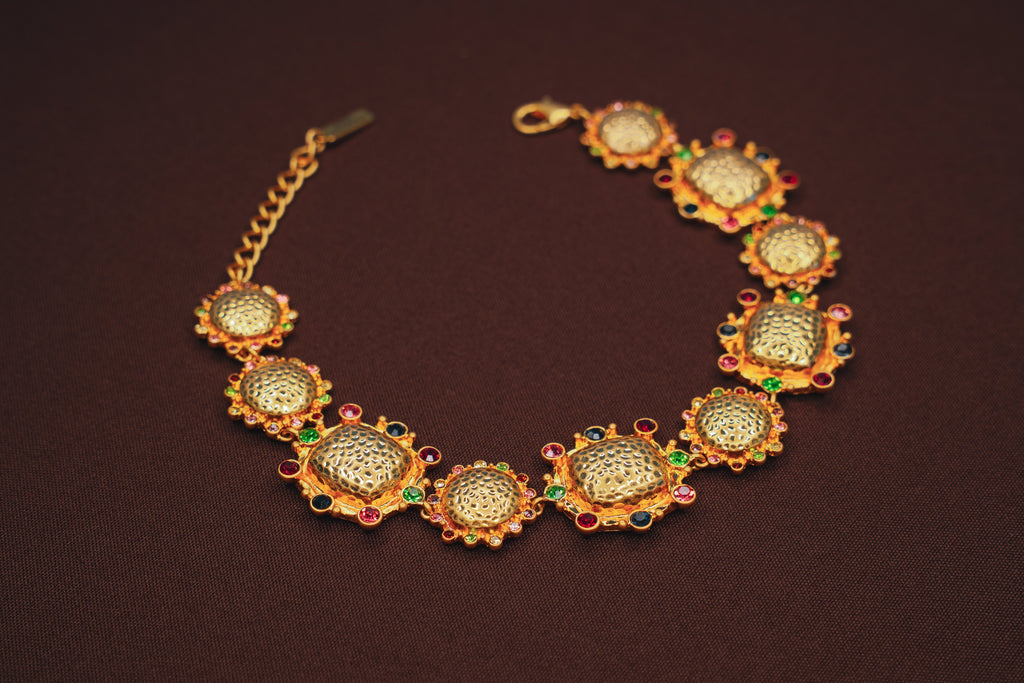 Choker Mandona